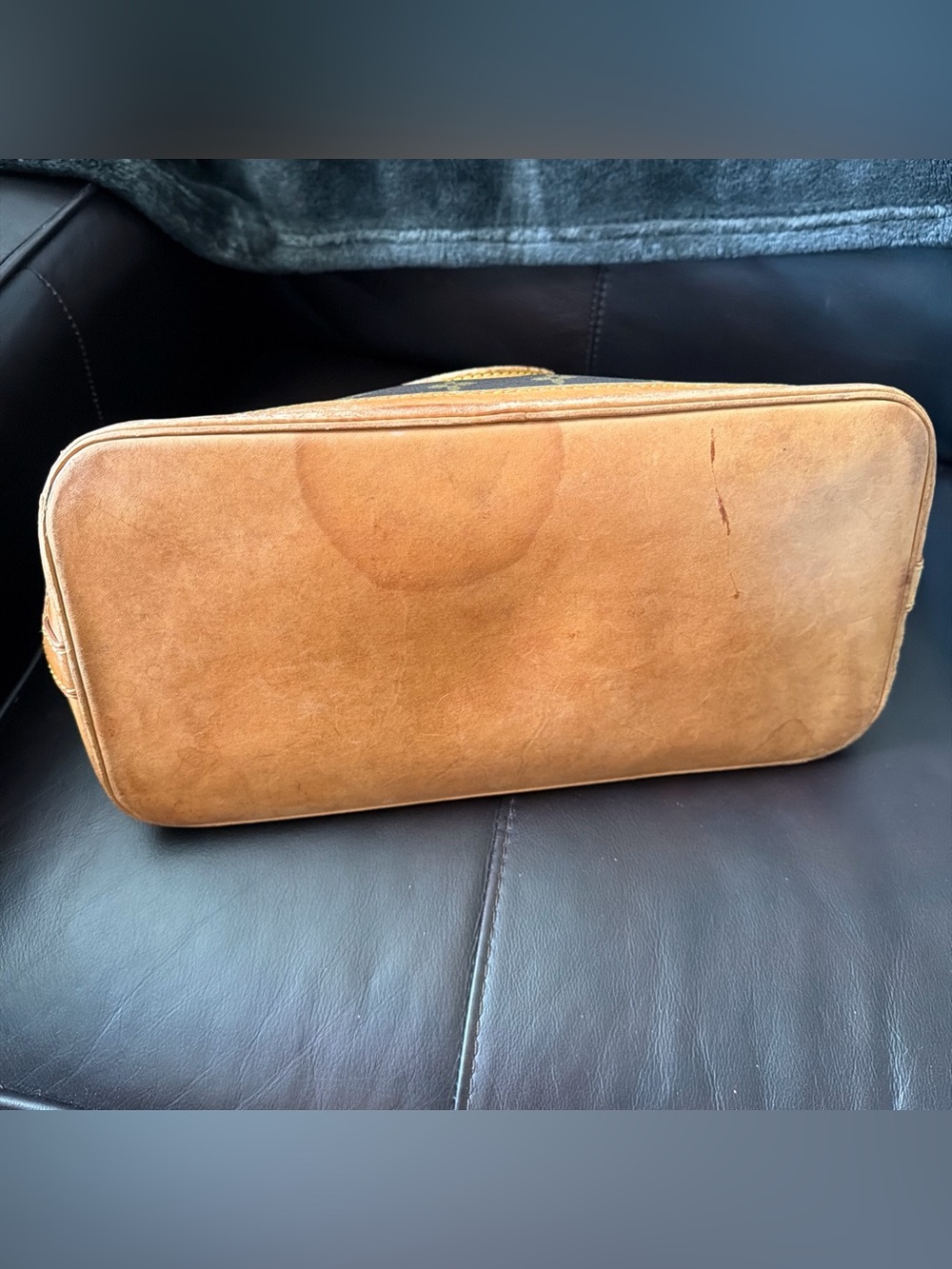 Louis Vuitton Alma Monogram Vintage - Picture 7 of 16